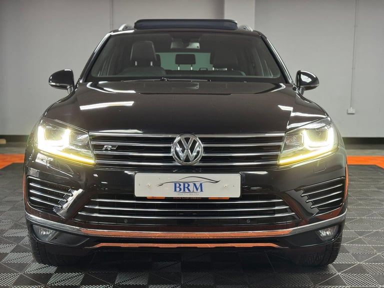 2015 Volkswagen Touareg 3.0 TDI V6 BlueMotion Tech R-Line Tiptronic 4WD Euro 6 (s/s) 5dr ESTATE D...