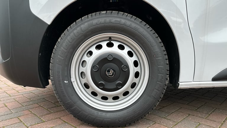 2024 Citroen Dispatch 1.5 BlueHDi Enterprise M Panel Van 6dr Diesel Manual MWB Euro 6 (s/s) (120 ...