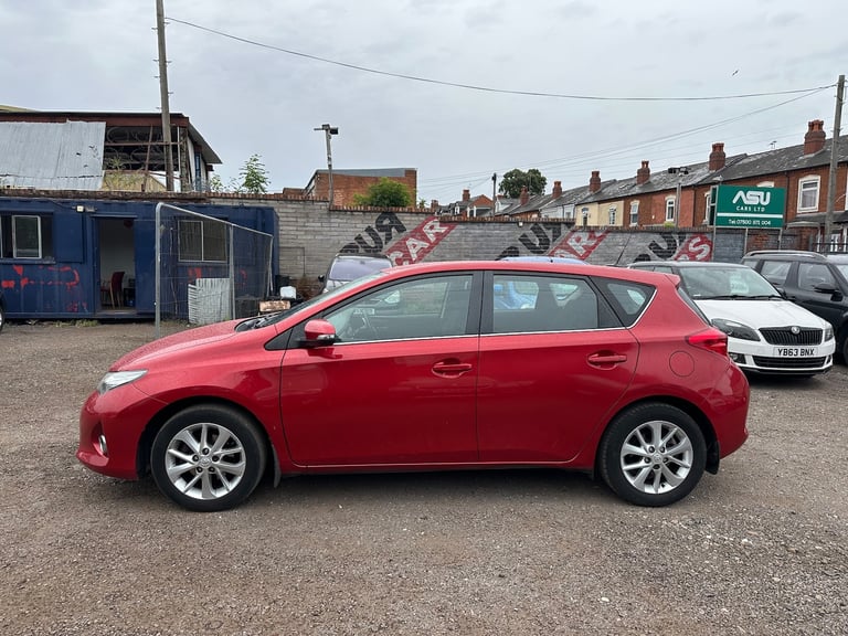 2014 Toyota Auris 1.6 V-Matic Icon Hatchback 5dr Petrol Manual Euro 5 (132 ps)
