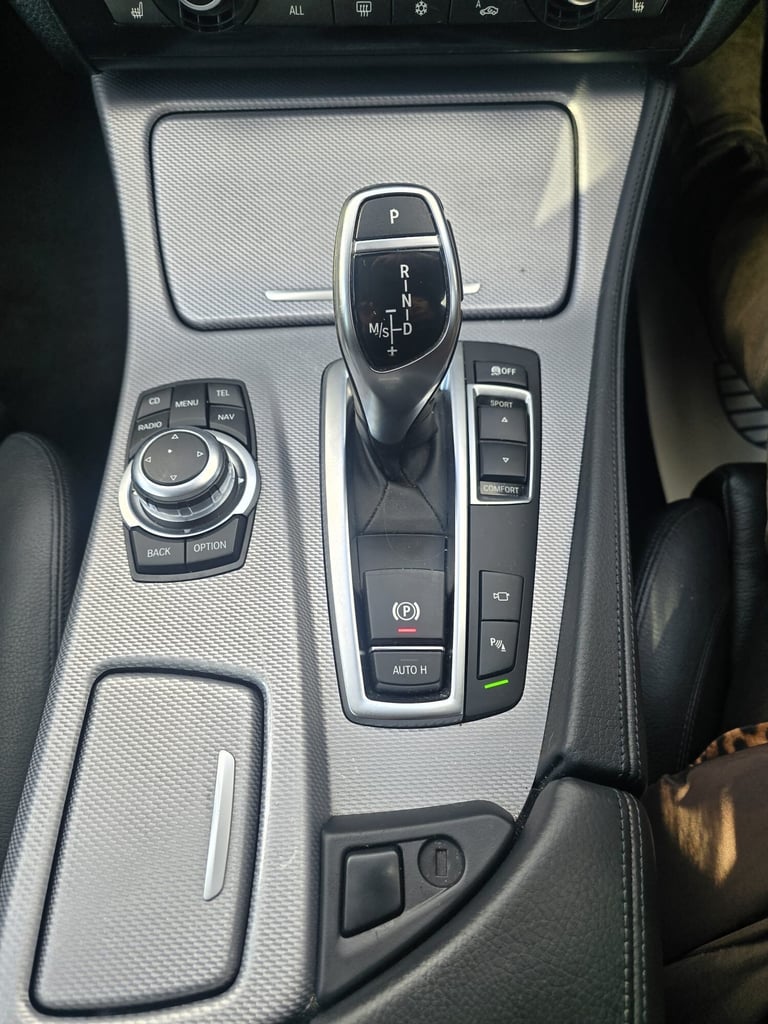 2012 BMW 5 Series 530d [258] M Sport 4dr Step Auto SALOON Diesel Automatic