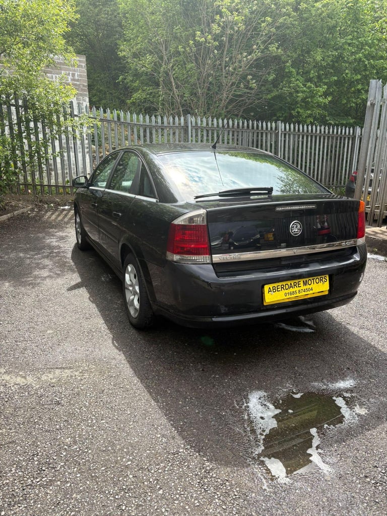 VAUXHALL VECTRA 1.9 CDTi Exclusiv 2006
