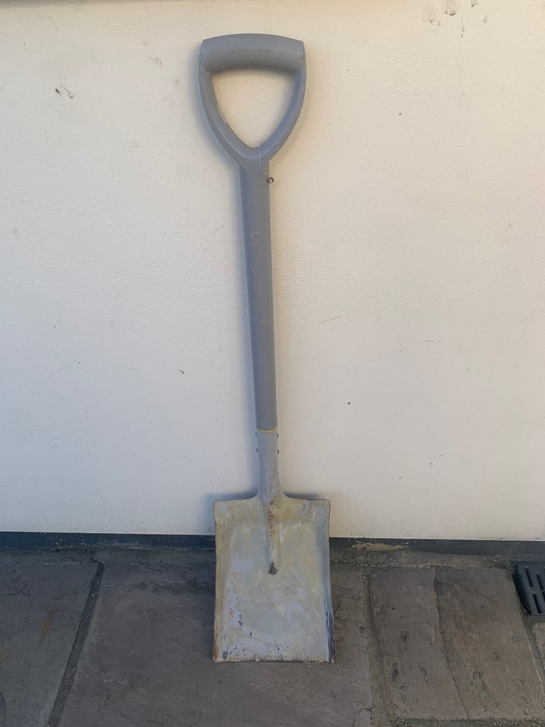 Garden spade