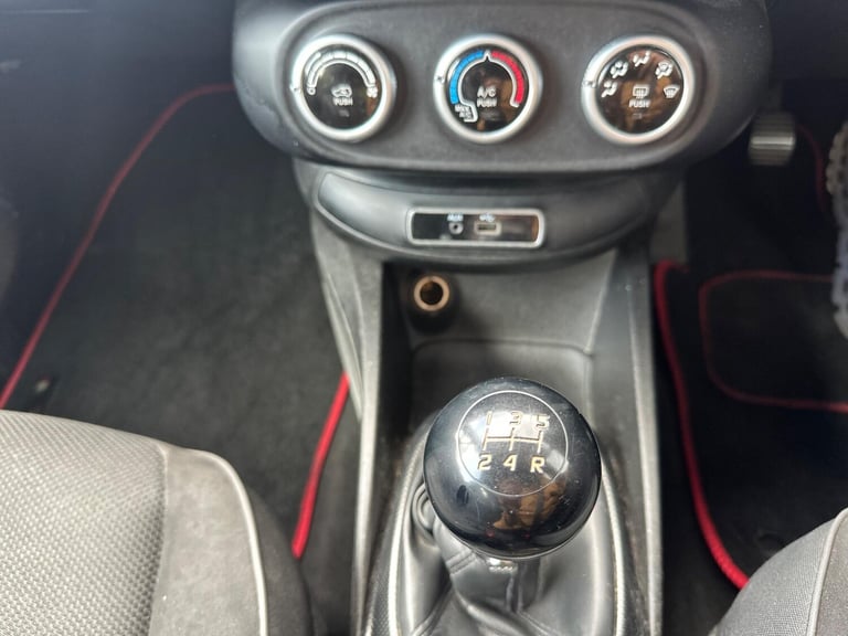 2016 Fiat 500X 1.6 E-Torq Pop Euro 6 5dr HATCHBACK Petrol Manual