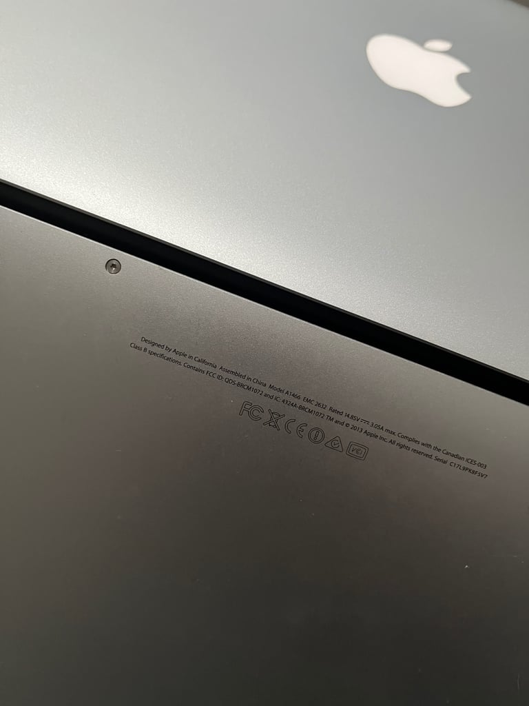 Apple MacBook Air. 