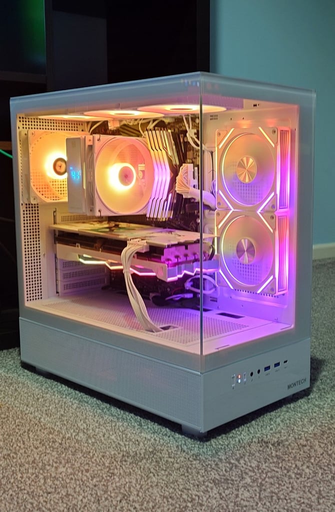 Crazy fast Stunning Custom Gaming PC for sale | RX 6800XT | Ryzen 7 3800X | 32GB RAM | 512GB NVMe