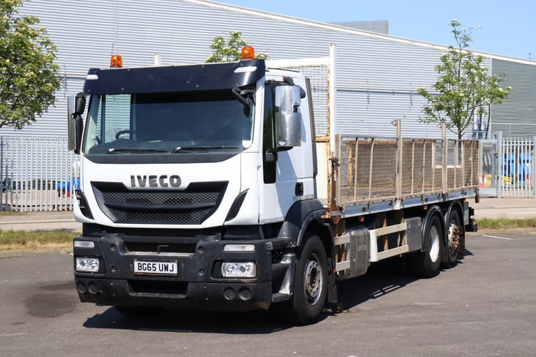 IVECO STRALIS 310 6X2 25FT DROPSIDE (2015)