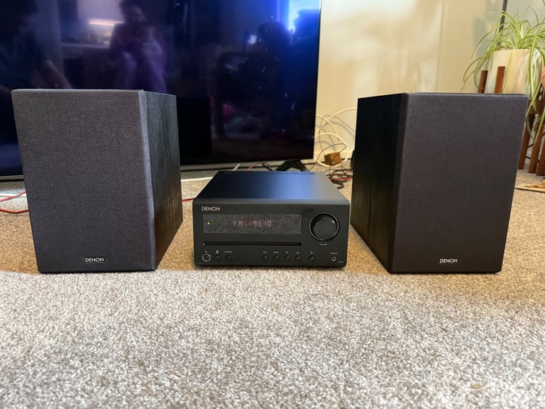 Denon D-T1 HiFi System
