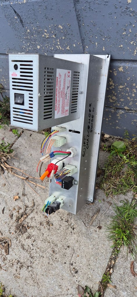 POWERPART PMS1 PMS6 PMS7 PMS2000 Caravan Power Management System, Power Supply, Battery Charger.