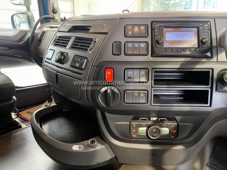 2020 (20) DAF XF 480 SPACECAB 6X2 TAG