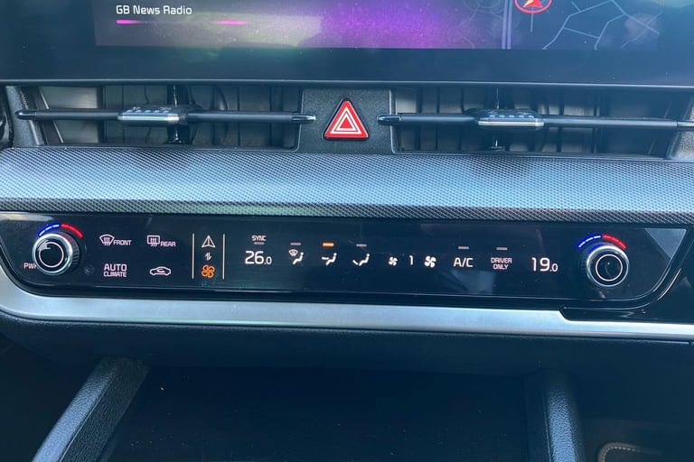  Kia Sportage 1.6 H T Gdi 4 Suv 5dr Petrol Hybrid Auto Euro 6 s/s 226 Bhp