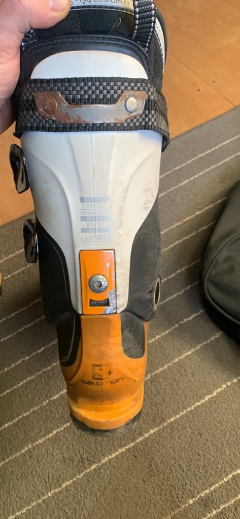 Salomon Ski boots & boot bag