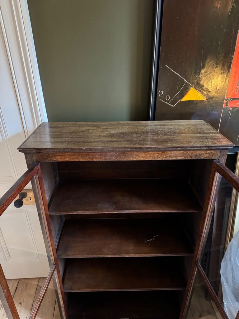 Vintage Oak Bookcase/Cabinet
