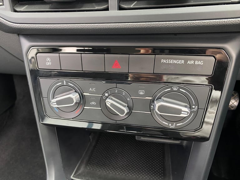 2020 Volkswagen T-Cross 1.0 TSI SE Euro 6 (s/s) 5dr HATCHBACK Petrol Manual