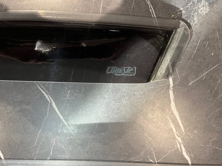 Fiesta St/st line wind deflectors.