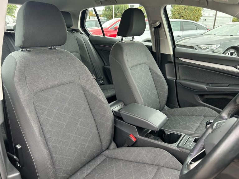  Volkswagen Golf 1.0 TSI Life Hatchback 5dr Petrol Manual Euro 6 (s/s) (110 ps) Petrol Manual