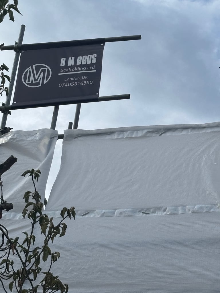 Scaffolding / Scaffold hire for your needs! Best quotes. 