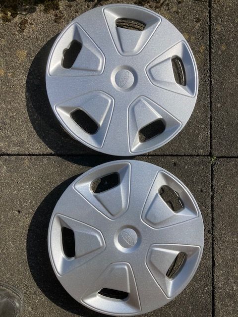 Ford Transit van motor home wheel trim 15” - pair Pre-owned Part No Ford JK 21-1130  DB