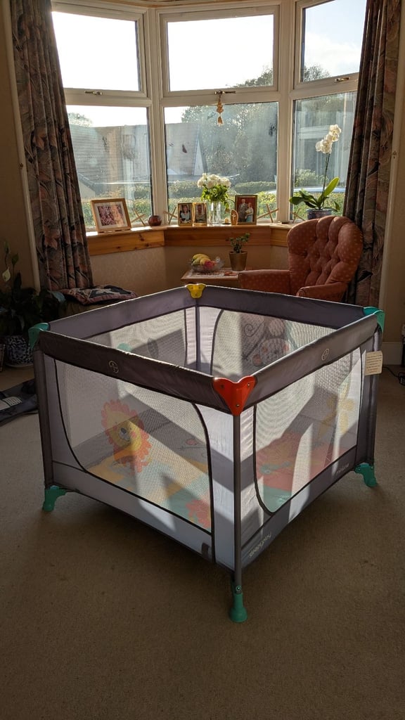 image for Travel Cot & Play Pen (2-in-1)