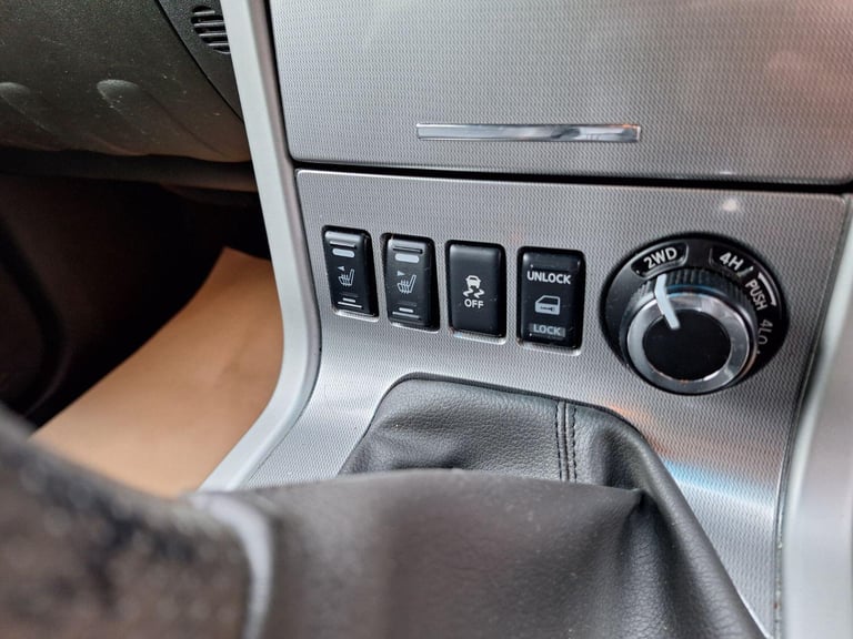 NISSAN NAVARA 2.5 dCi Tekna 2016