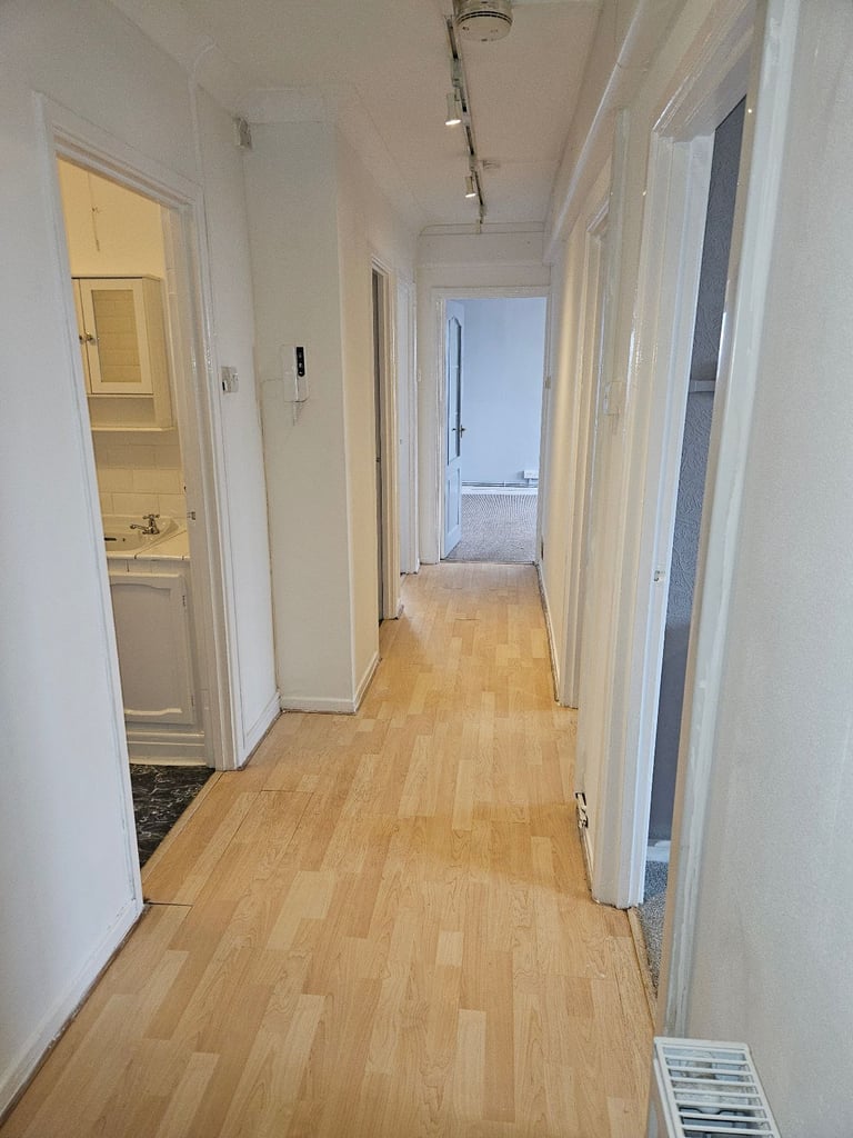 2 bedroomed Flat To Rent