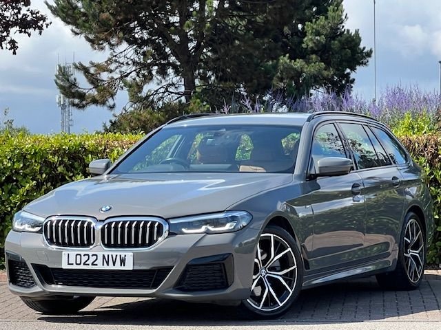 2022 22 BMW 5 SERIES 2.0 520D MHT M SPORT TOURING 5DR DIESEL HYBRID STEPTRONIC E