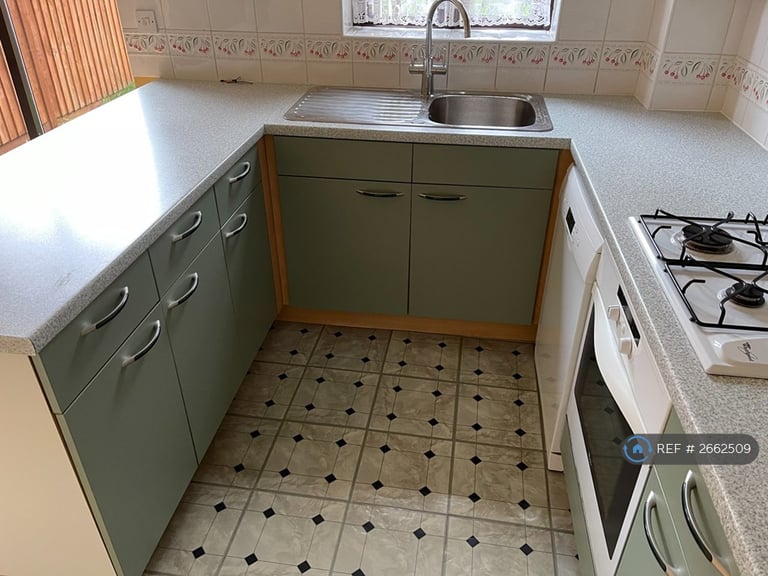 3 bedroom house in Blansby Chase, Emerson Valley, Milton Keynes, MK4 (3 bed) (#2662509)