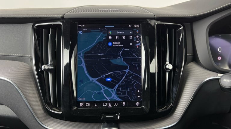 2021 Volvo XC60 B6 R-Design PRO AWD Mild Hybrid(22'Alloys, Harman Kardon, Panroof, Carplay) Estat...