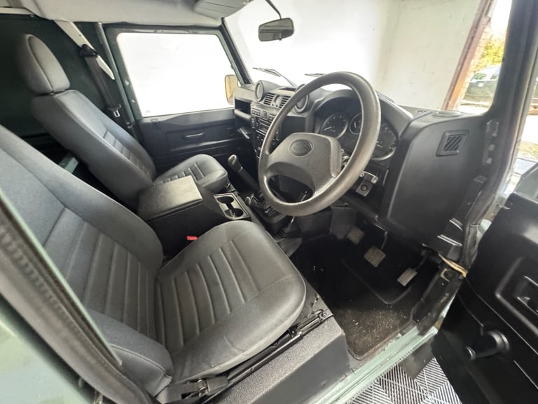 2008 Land Rover Defender Hard Top TDCi PANEL VAN Diesel Manual