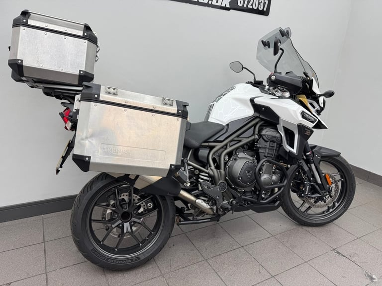 TRIUMPH TIGER EXPLORER XR 2016 65 REG 15,518 MILES WHITE USED MOTORCYCLE 1215CC