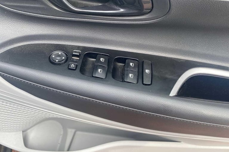 2023 Hyundai BAYON 1.0 TGDi 48V MHEV Ultimate 5dr DCT HATCHBACK Petrol/Electric Hybrid Automatic