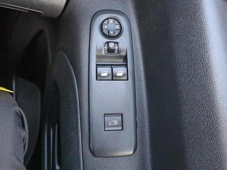 2021 Vauxhall Combo 2300 SPORTIVE 1.5 TURBO D, 100BHP, L1 SWB VAN, Air Con, Cruise Control, 3 S S...