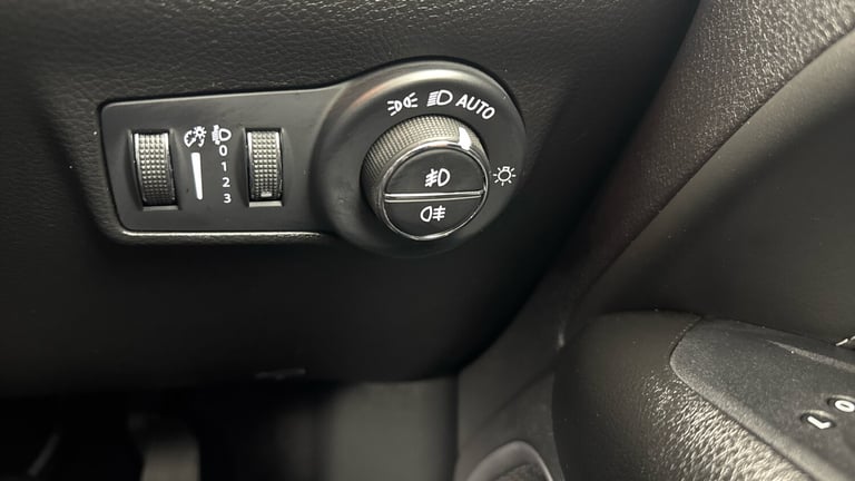 2023 Jeep Compass 1.3 T4 GSE 4xe PHEV S Model 5dr Auto ESTATE PETROL/ELECTRIC Automatic