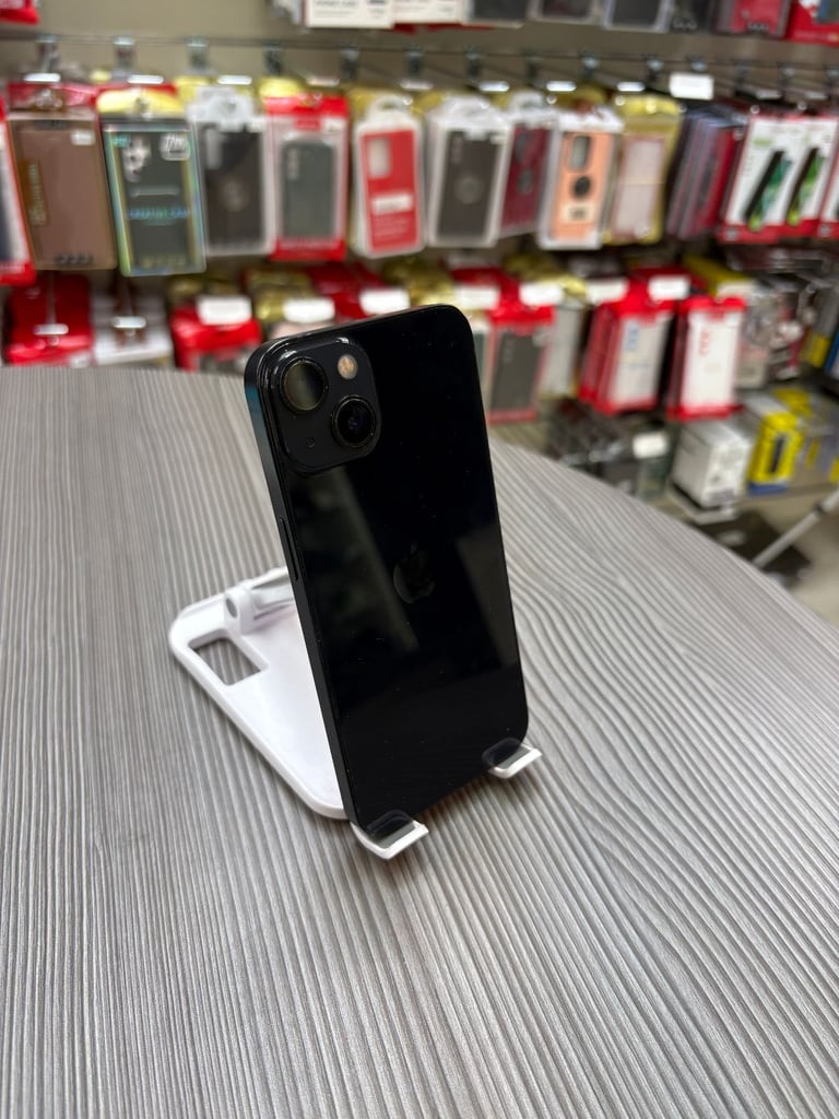 image for Apple iPhone 13 128GB Unlocked in Excellent Condition