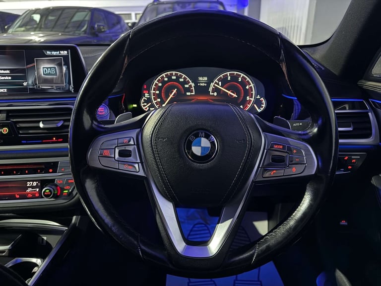 2017 BMW 7 Series 740d xDrive M Sport 4dr Auto SALOON DIESEL Automatic