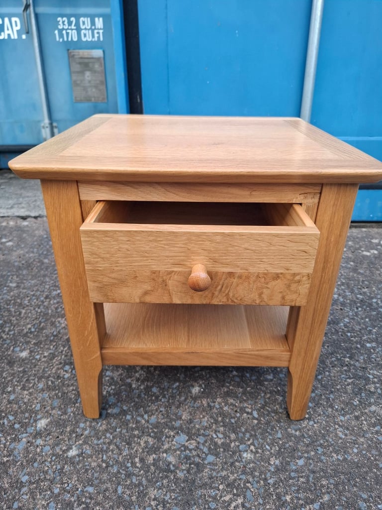 Oak bedside table 