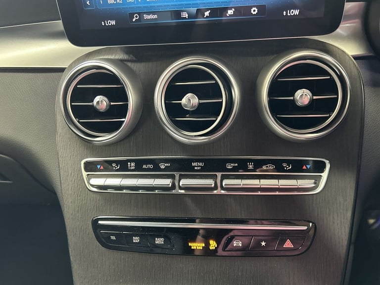 2022 Mercedes-Benz GLC 2.0 GLC300e 13.5kWh AMG Line (Premium Plus) SUV 5dr Petrol Plug-in Hybrid ...