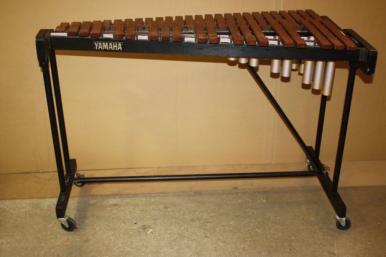 Yamaha YX-135 Standard Xylophone With Resonators 3 1/2 Octaves + Padauk Tone Bars ~ £700 ono