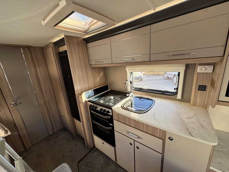 Coachman Acadia 630 Xtra / 5  - 8 ft WIDE 2022