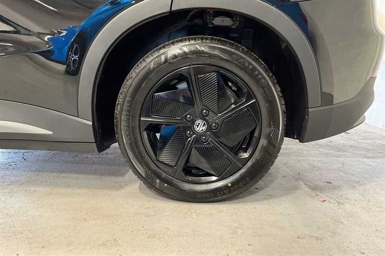 2025 MG MG S5 64kWh SE Long Range SUV 5dr Electric Auto (231 ps) SUV Electric Automatic