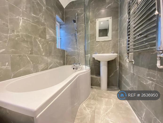 5 bedroom house in Beechcroft Gardens, Wembley, HA9 (5 bed) (#2636950)