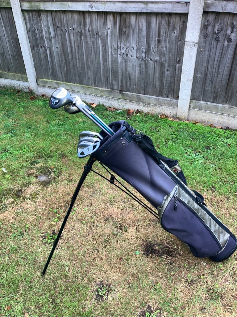 image for Ladies Golf Club Half Set 3-5 Woods Hybrid 7-9 Iron Sw Putter PGA Stand Bag 