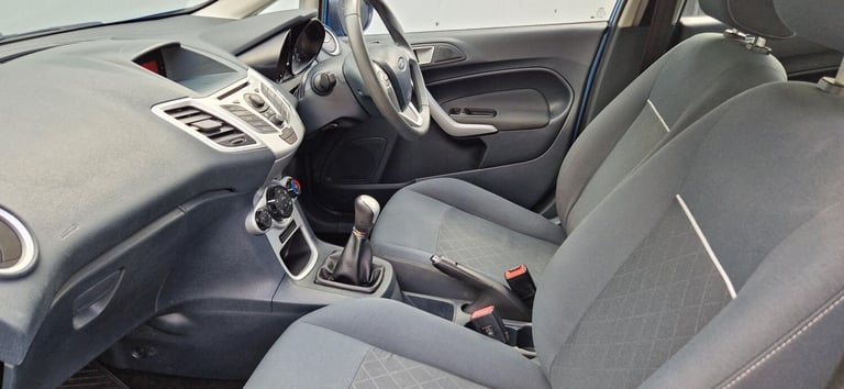 2012 Ford Fiesta Fiesta Edge Hatchback Petrol Manual