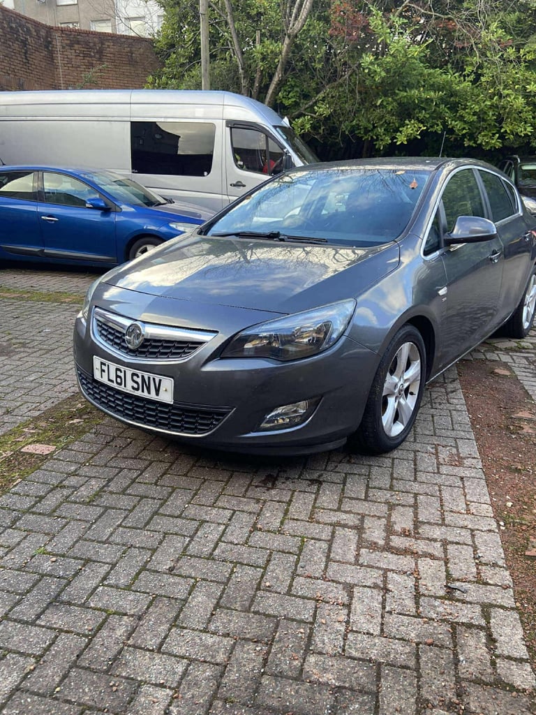 For sale my Vauxhall Astra 2012  2.0 diesel Cdti 