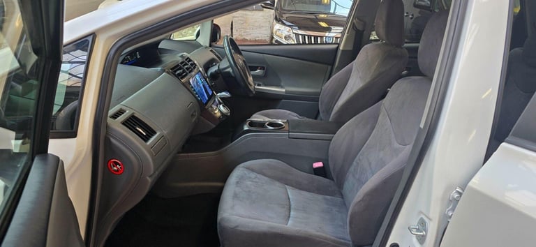 2011 Toyota Prius+ 7 SEATS +MODELESTA BODY KIT+AUTO ANDROID  Petrol/Electric Hybrid Automatic