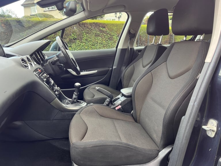 2013 Peugeot 308 1.6 HDi 92 Active 5dr [Sat Nav] HATCHBACK Diesel Manual