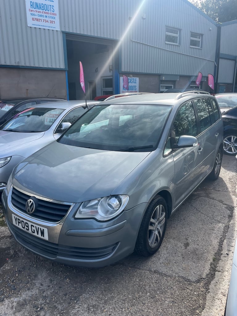 image for 2009 Volkswagen Touran 2.0 TDI SE 5dr MPV Diesel Manual