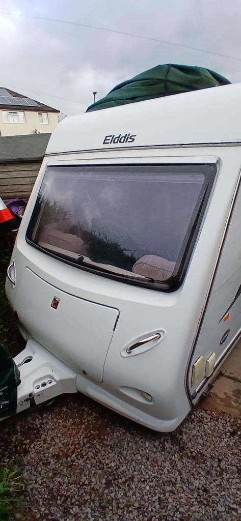 2 berth elldis breeze 452 2010 model. 