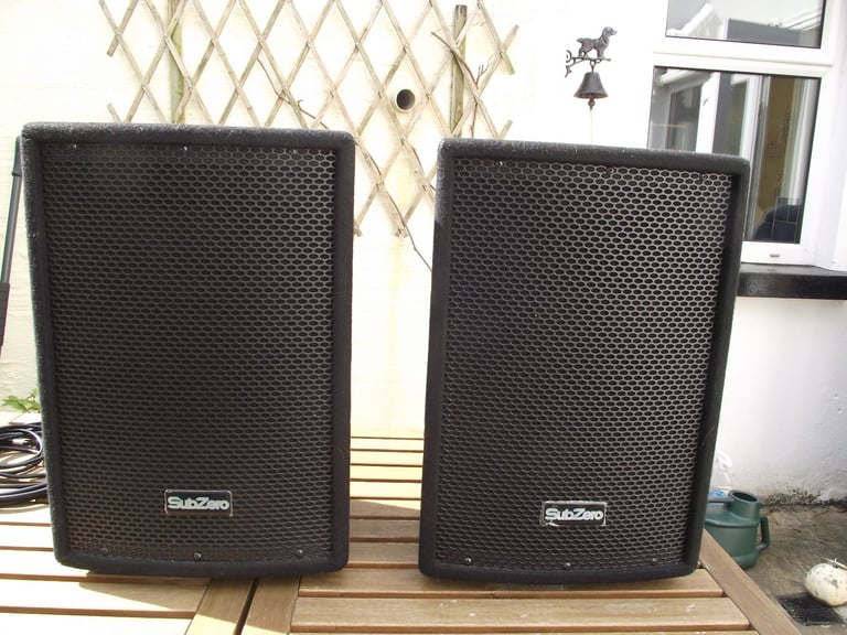 Pair of SubZero PA Speakers **PRICE REDUCED**