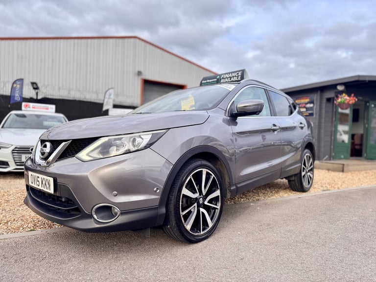 2015 Nissan Qashqai 1.6 dCi Tekna 5dr 4WD HATCHBACK Diesel Manual