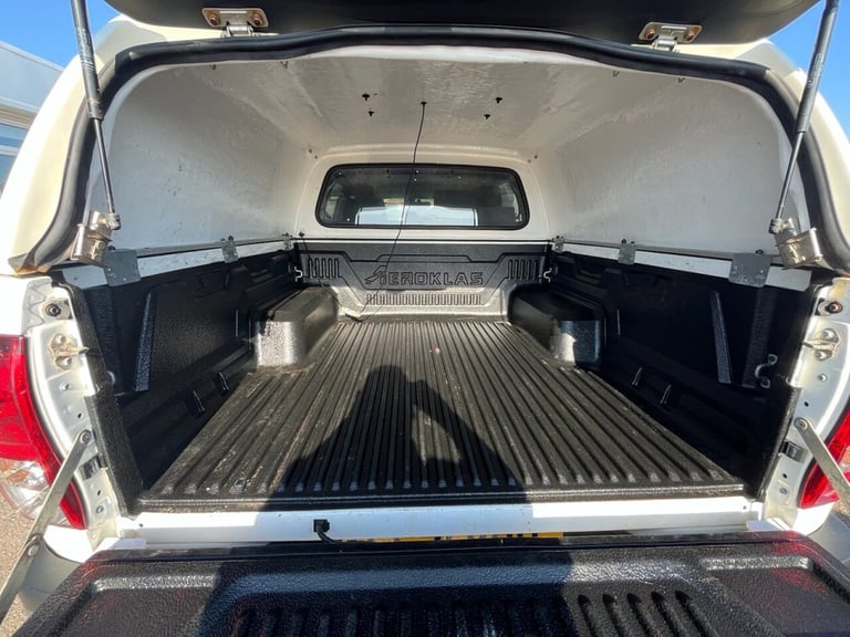 2021 71 TOYOTA HI-LUX 2.4 D-4D ICON PICKUP DOUBLE CAB 4DR DIESEL AUTO 4WD EURO 6